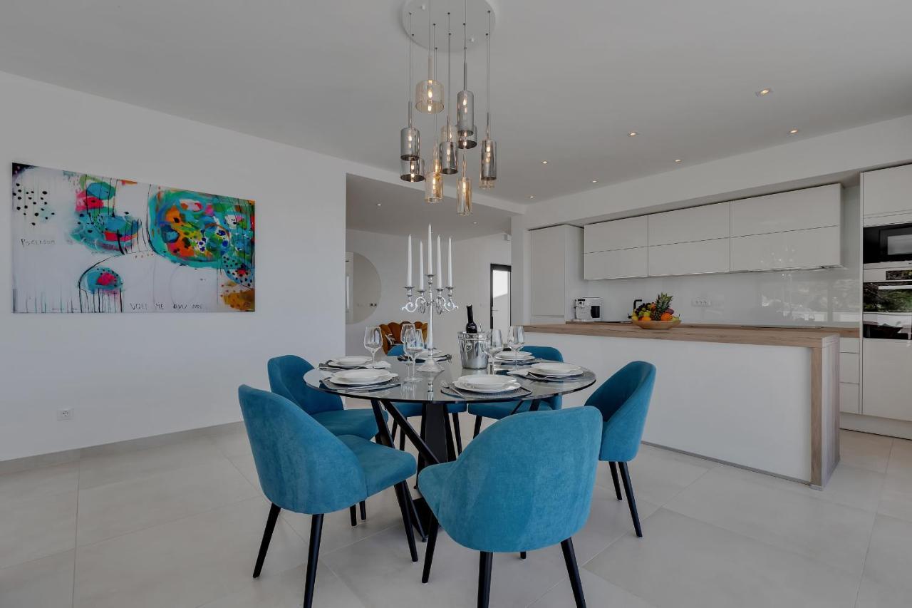Villa Melody Bast Екстериор снимка
