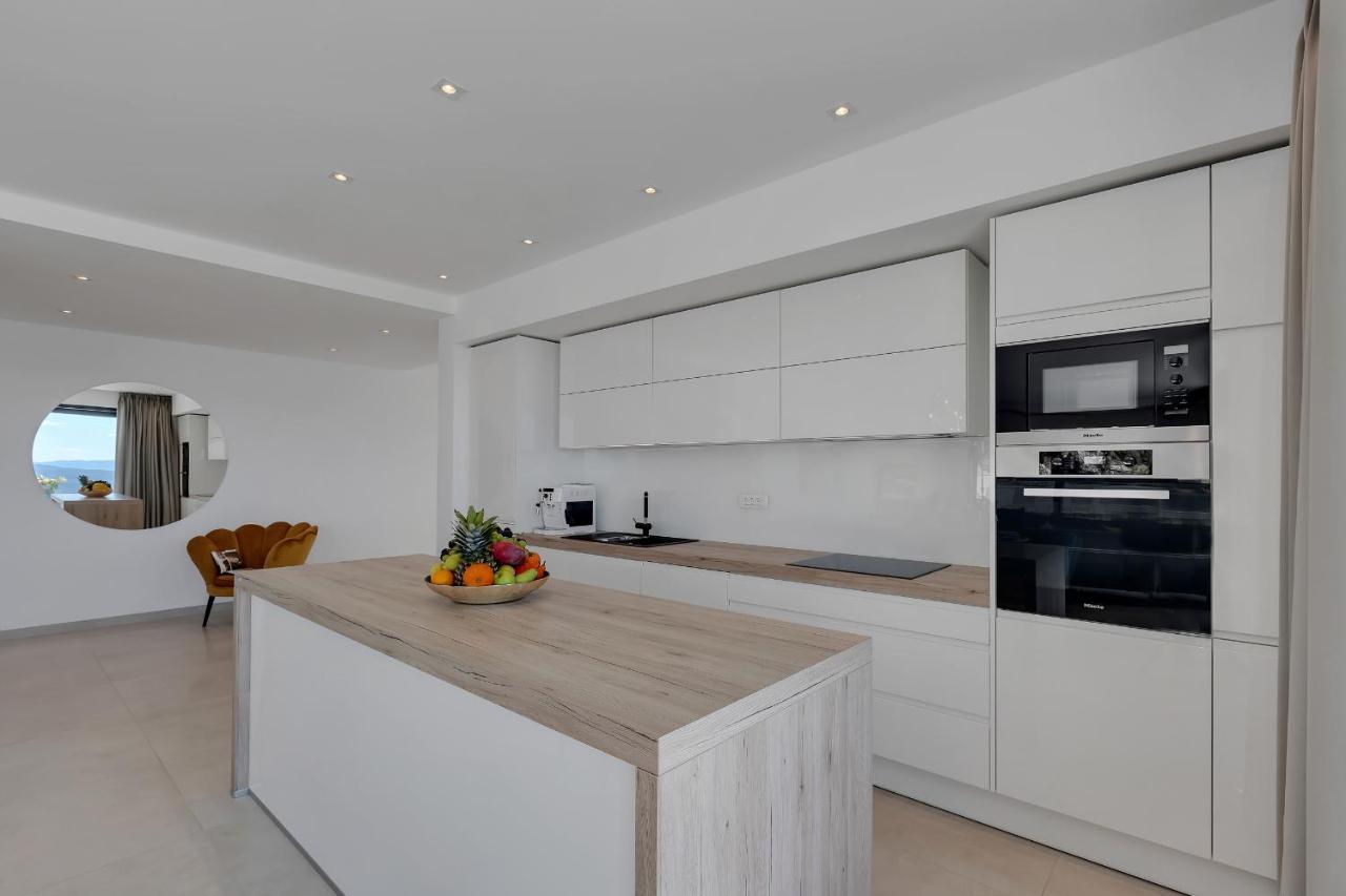 Villa Melody Bast Екстериор снимка