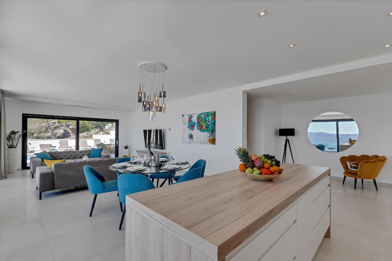 Villa Melody Bast Екстериор снимка